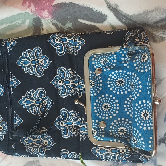 Vera Bradley wallet - Picture 5 of 7